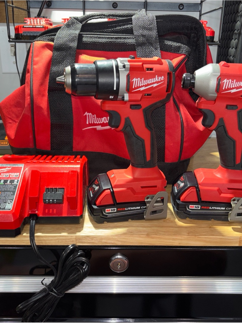 Milwaukee Red Cordless Drill Kit - Red